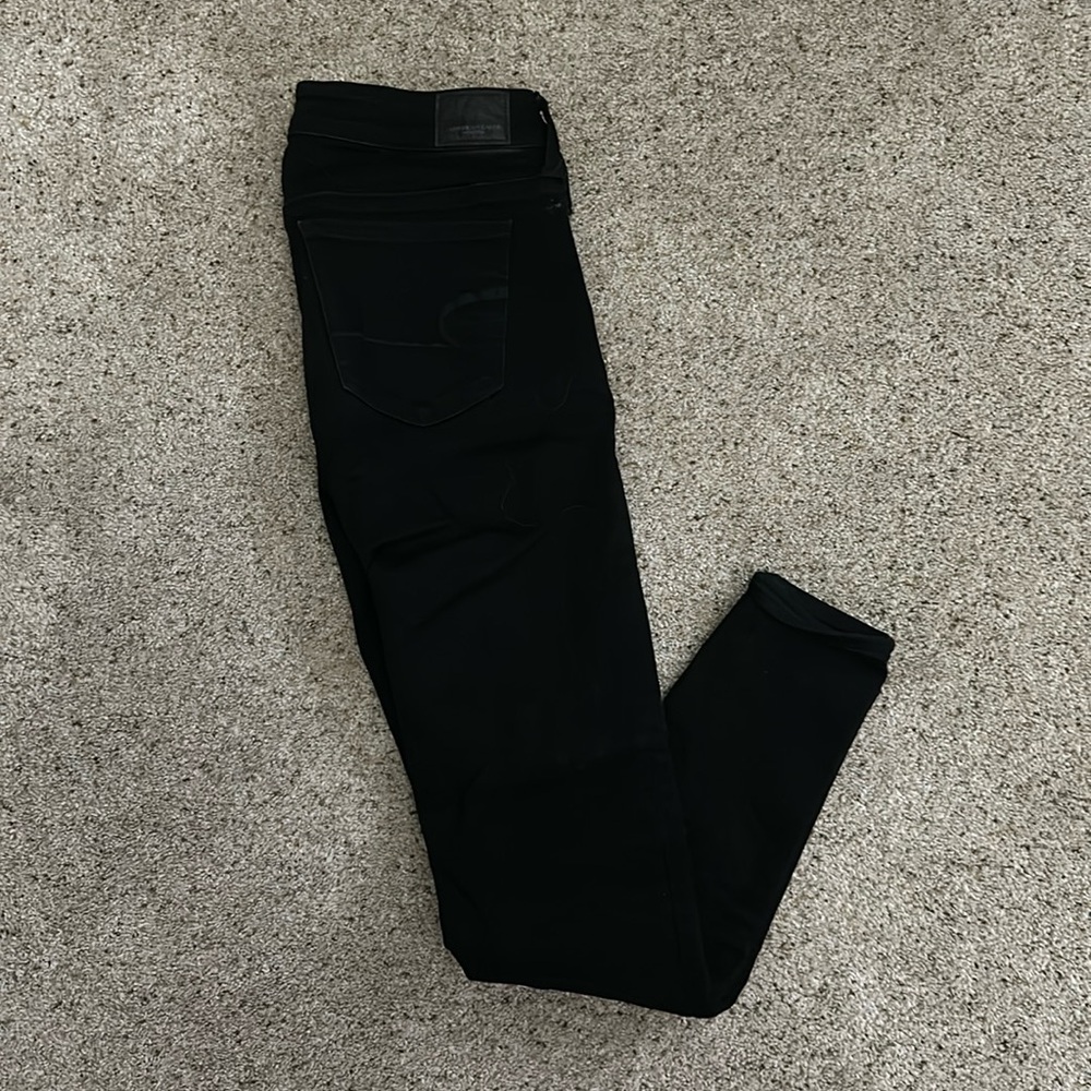 Black American Eagle jeggings, size 2 (super super stretch)